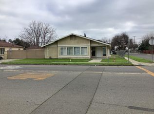 211 S Barton Ave, Fresno, CA 93702