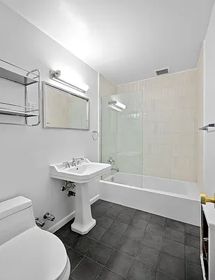 Rented by Compass | media 3