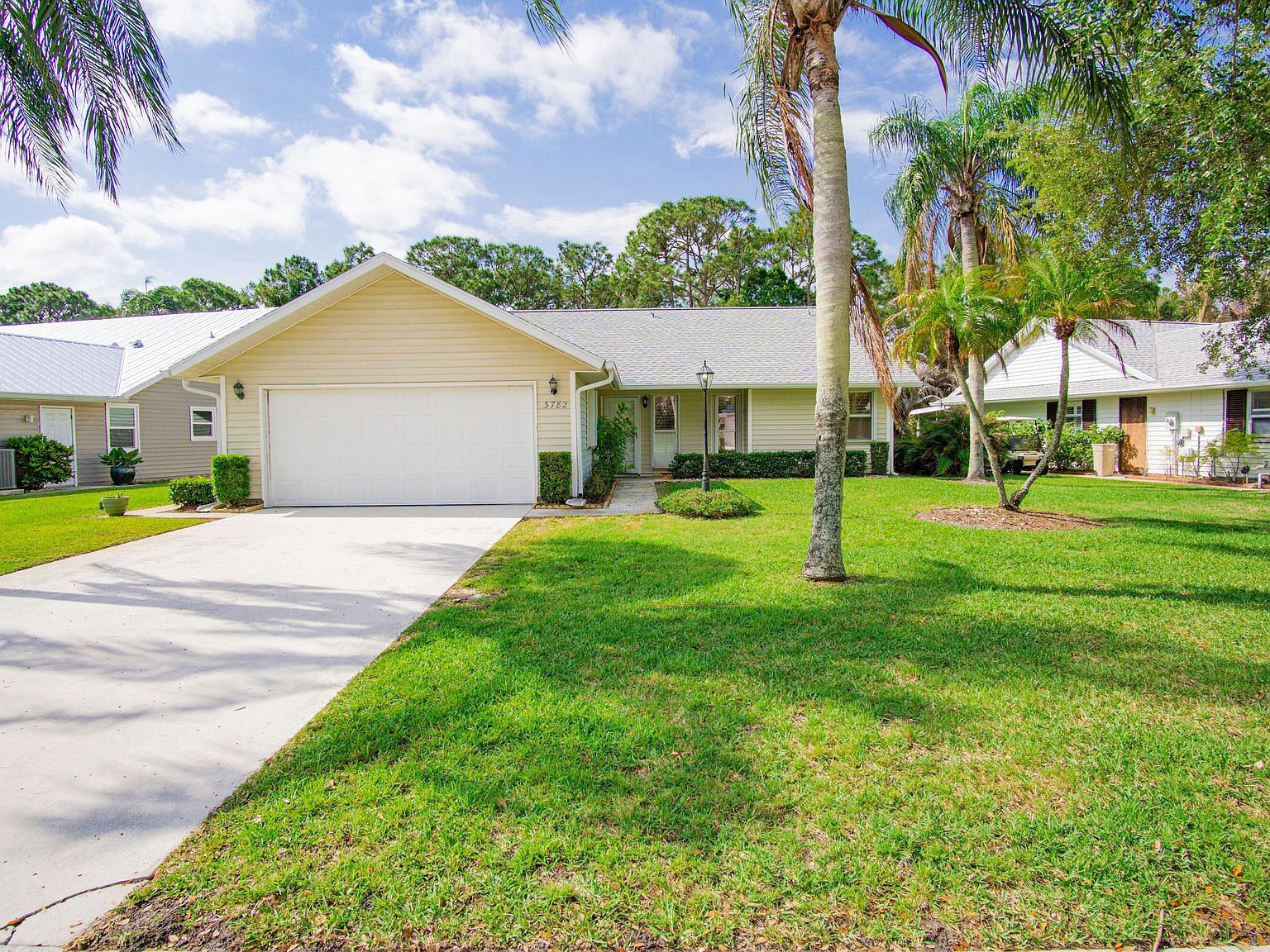 【レ-ヴァンクオン出品】 3782 SE Canvas Back Place, Stuart, FL 34997 | MLS #B26018844 | Zillow