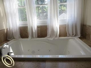 5th image of 10745 Nadine Ave
