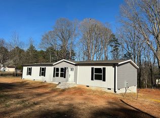 6008 Apple Wyrick Rd, Gibsonville, NC 27249