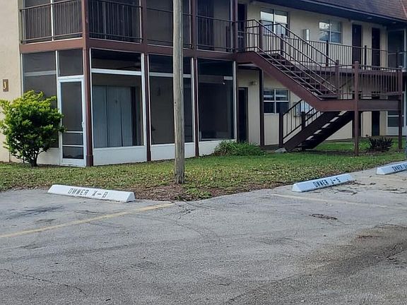 4th image of 3124 Us Highway 441 SE APT J1