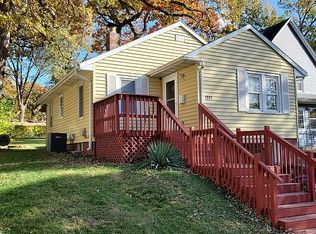 1011 27th St, Des Moines, IA 50311