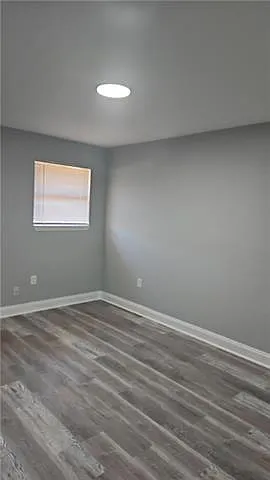 924 Deslonde St #B — Photo 3