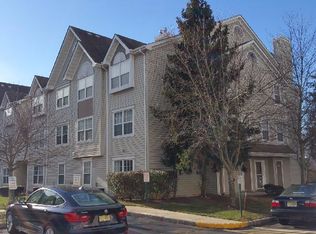 202 Prestwick Way, Edison, NJ 08820