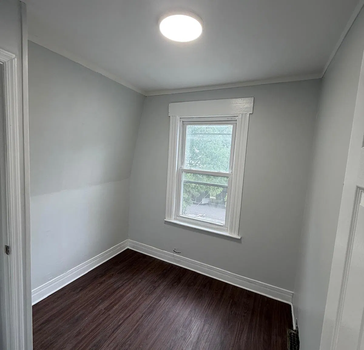 4 bed, $3,850 — Photo 2