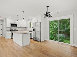 25 Gay Ave, Hillsboro, NH 03244