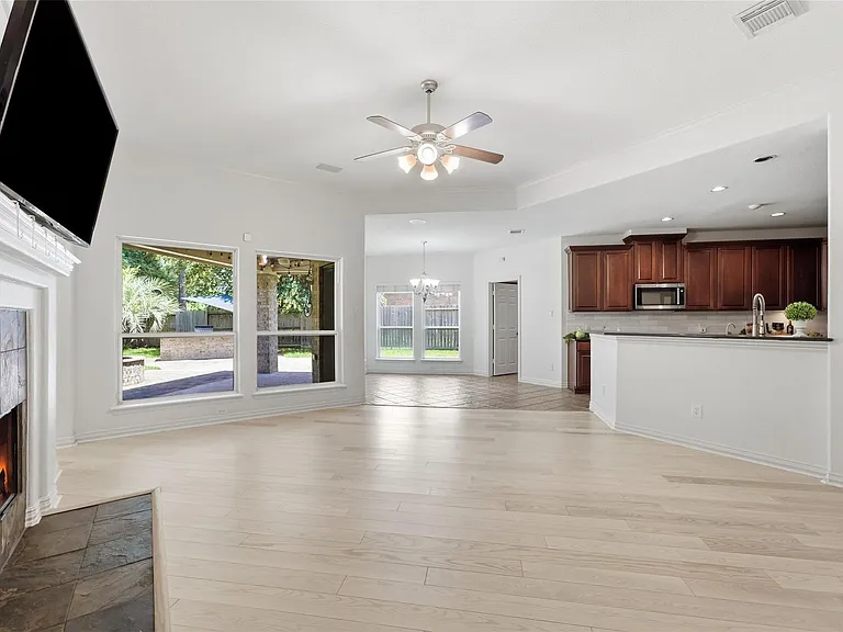 58 N Scribewood Cir — Photo 7