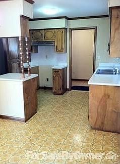2nd image of 1018 Dixie St
