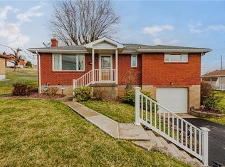 10621 Airview Dr, Irwin, PA 15642