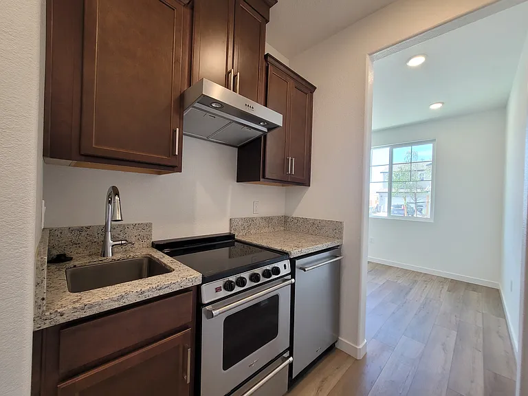741 Rosazzo Ln — Photo 7