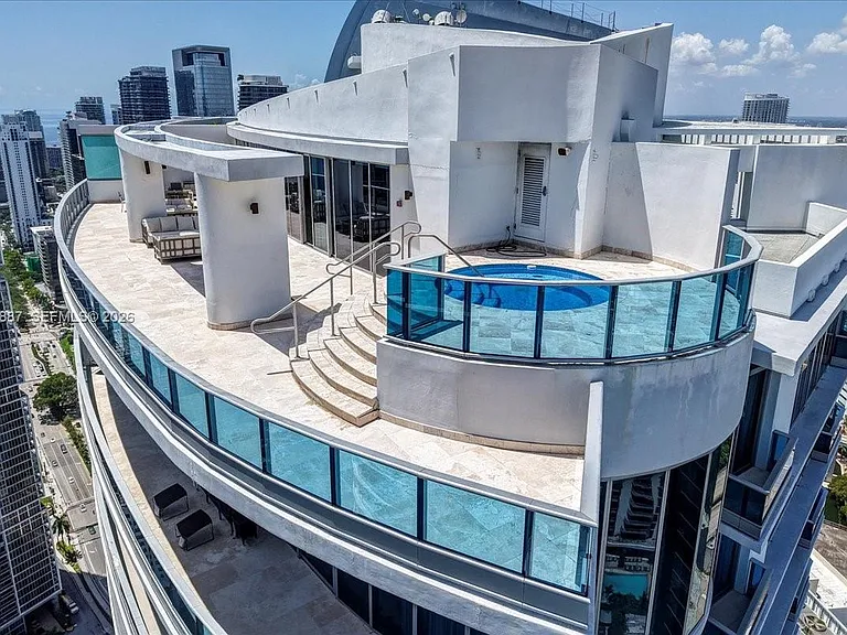 200 Biscayne Boulevard Way #Penthouse 5401 — Photo 2