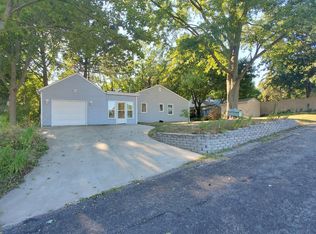 1210 Pinehurst Blvd, Kalamazoo, MI 49006