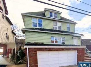 37 Leuning St, South Hackensack, NJ 07606