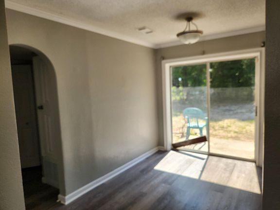 3rd image of 24 Robinwood Dr
