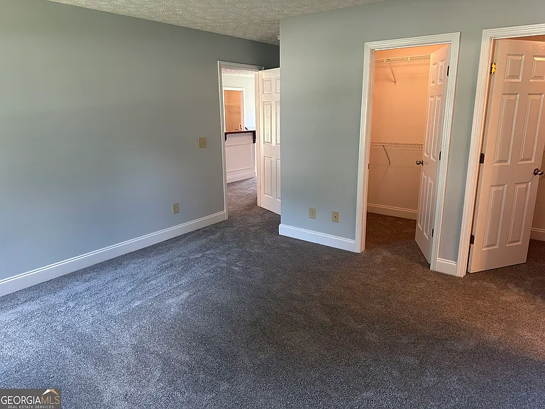 561 Highland Pointe Dr — Photo 16