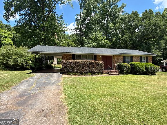 4th image of 133 Alton Dr