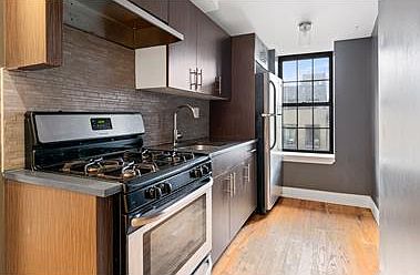 1st image of 179 Pulaski St APT 4