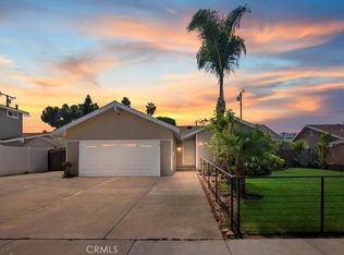 1048 Lorna St, Corona, CA 92882