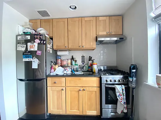 Rented by Compass | media 7