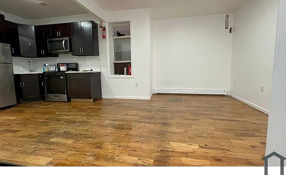 3rd image of 1013 Faile St APT 3