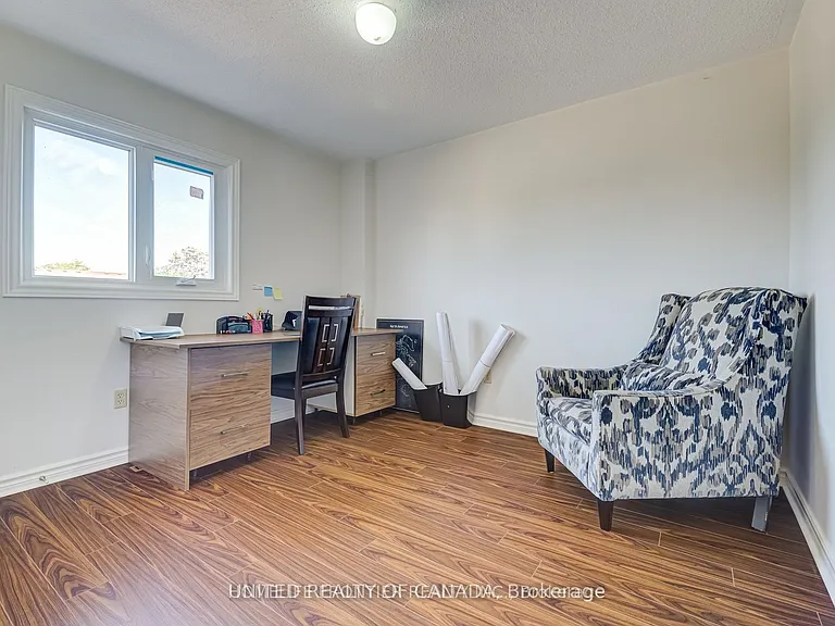 615 Sandford St — Photo 31