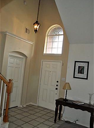 2nd image of 421 Belmont Ct