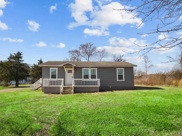 1211 Baltimore Hill Rd NE, Huntsville, AL 35810