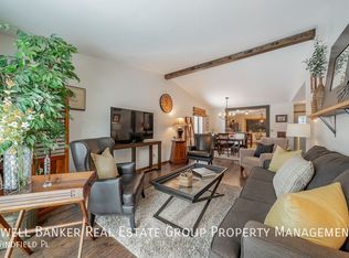 902 E Windfield Pl, Appleton, WI 54911