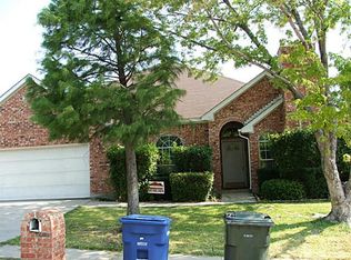 1412 Melody Ln, Carrollton, TX 75006