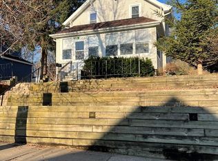 212 S 6th Ave, Wausau, WI 54401