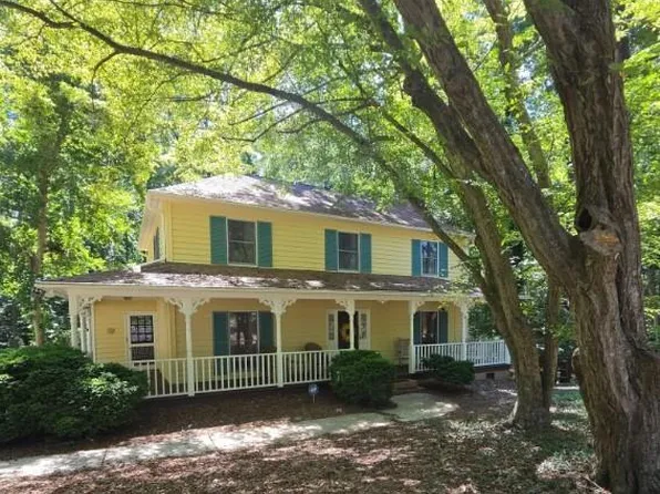 7030 Pleasant Dr, Charlotte, NC 28211