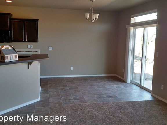 4th image of 3470 N McMullen Blvd