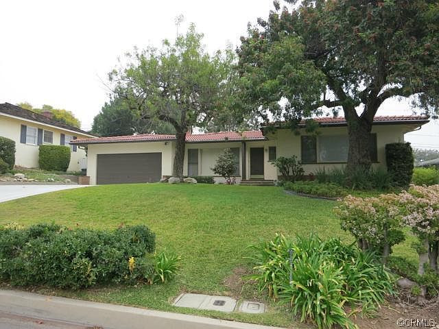 1st image of 1754 Orangewood Ln