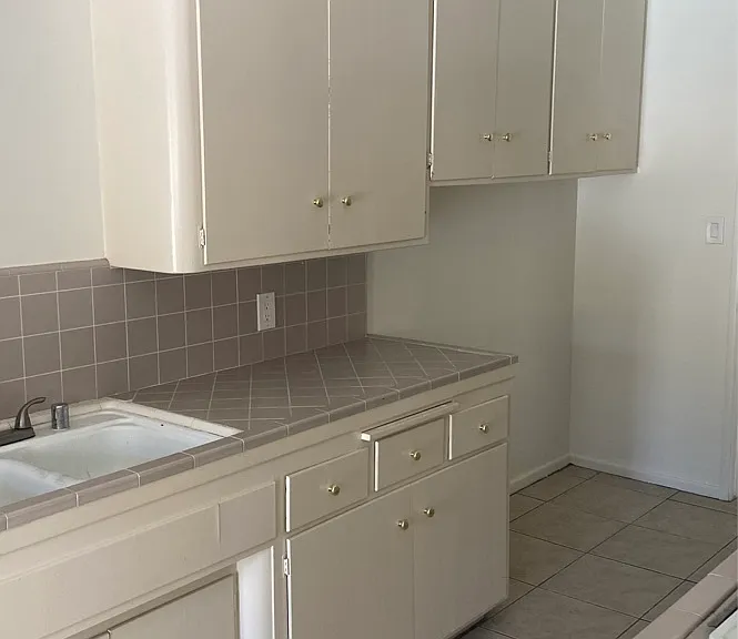 3688 Mount Vernon Ave — Photo 17