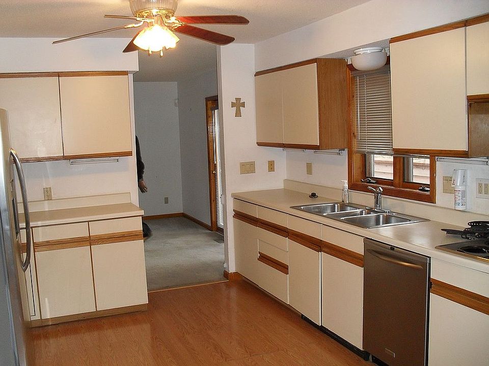 1st image of 2910 W Alveria Dr