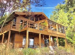 769 Claire Ln, Point Roberts, WA 98281