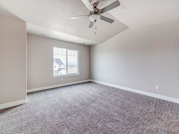 5th image of 4419 W Glendon Dr #Basement