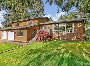 922 Reiten Rd, Kent, WA 98030