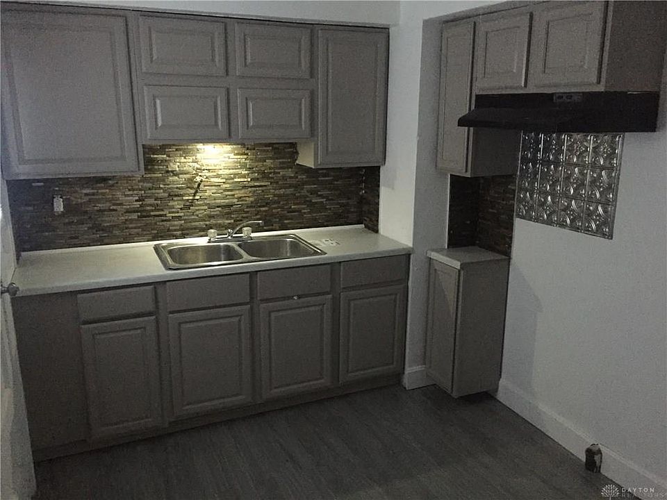 1st image of 332 E Maplewood Ave