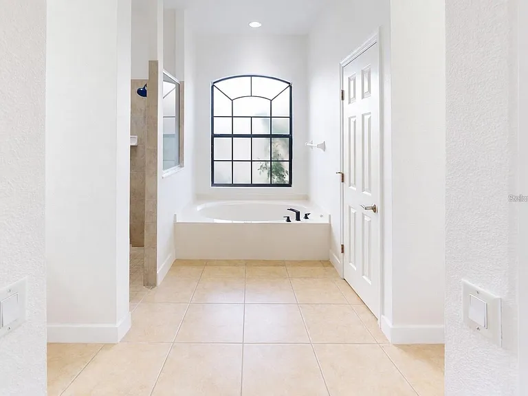4458 Maverick St — Photo 7