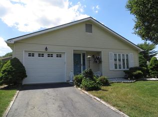 147 Everest Dr, Brick, NJ 08724