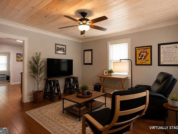 2nd image of 1520 Calvin Davis Cir