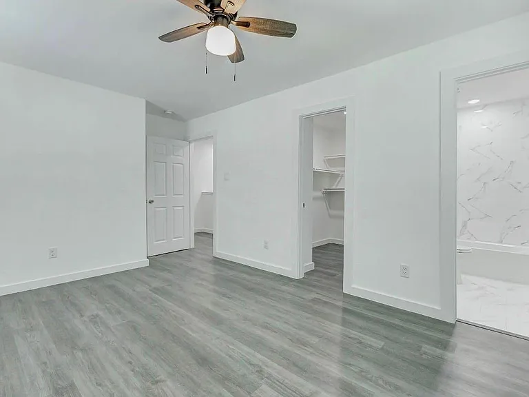 8218 Bigwood St #B — Photo 11