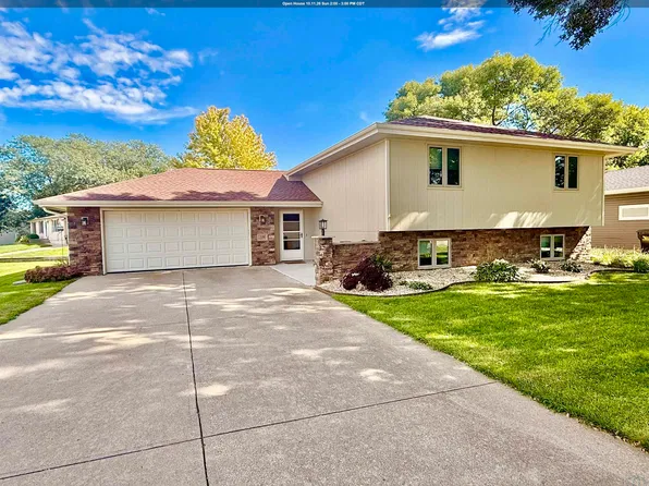 100 Golden Dr, Sergeant Bluff, IA 51054