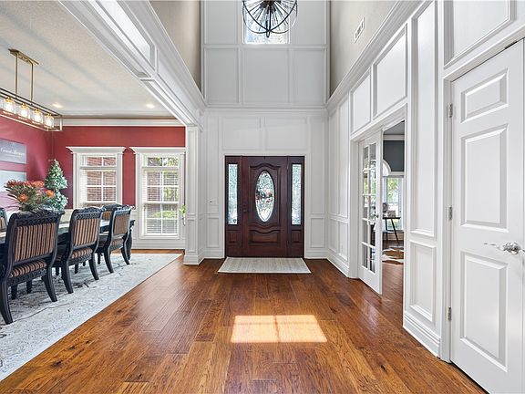 3rd image of 3262 Sagely Ln