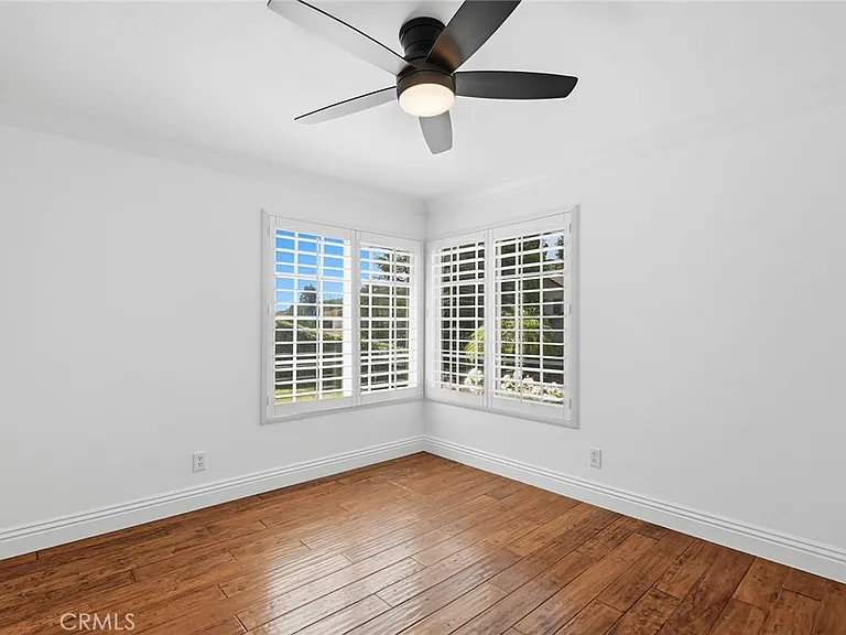 29749 Kimberly Dr — Photo 26