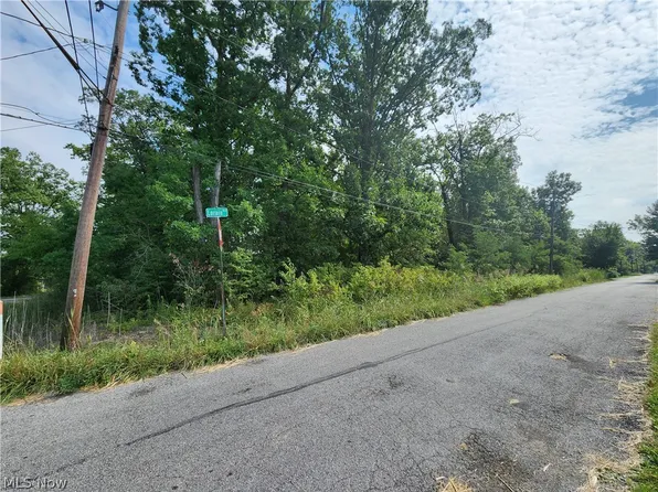 3841 Lorain Ave, Lorain, OH 44055