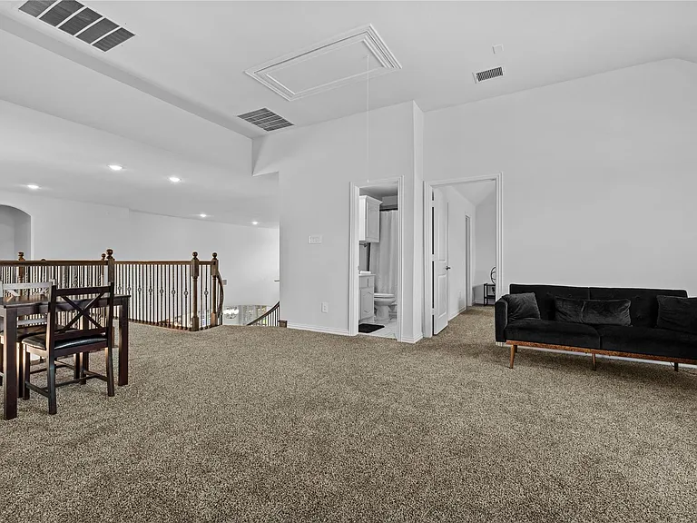 2305 Hickey Dr — Photo 11