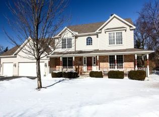 1313 Greenbrier Ct, North Aurora, IL 60542